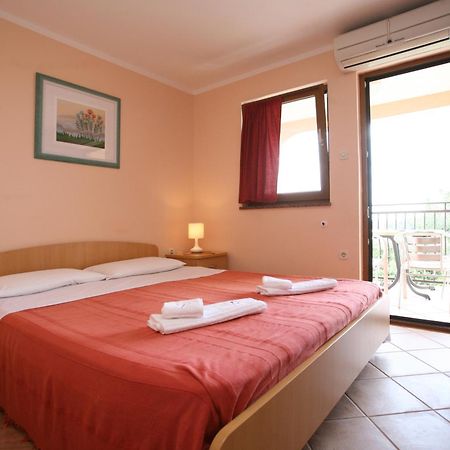 Apartments Neda - Porec South الغرفة الصورة