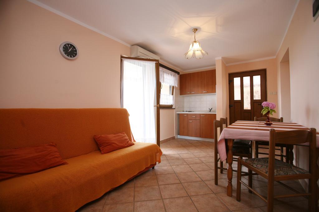 Apartments Neda - Porec South الغرفة الصورة