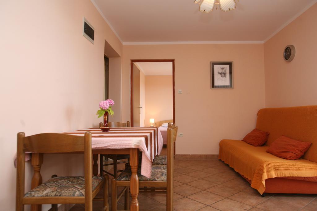 Apartments Neda - Porec South الغرفة الصورة