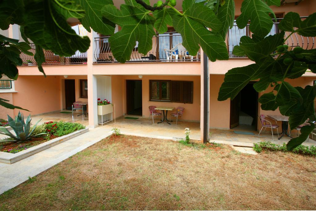 Apartments Neda - Porec South الغرفة الصورة
